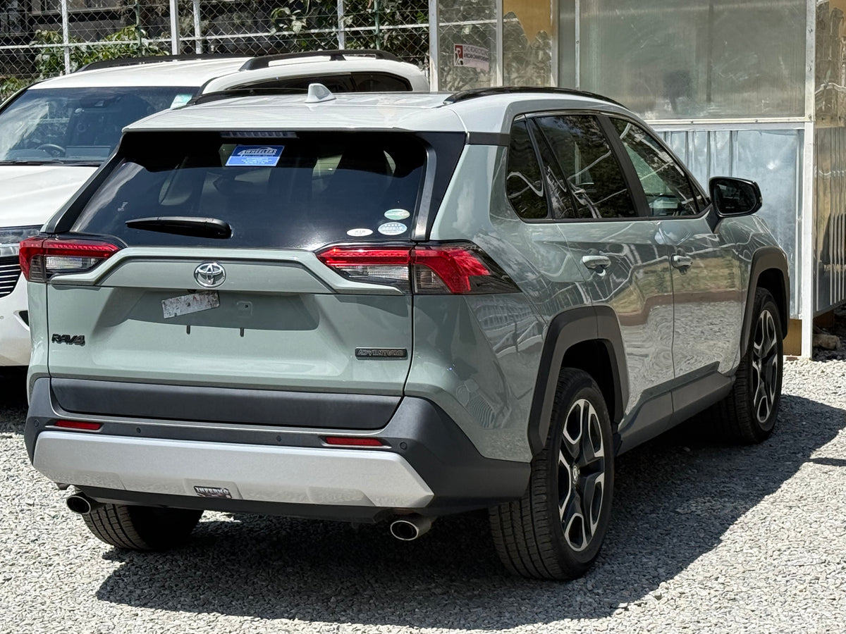 Toyota RAV4 Adventure