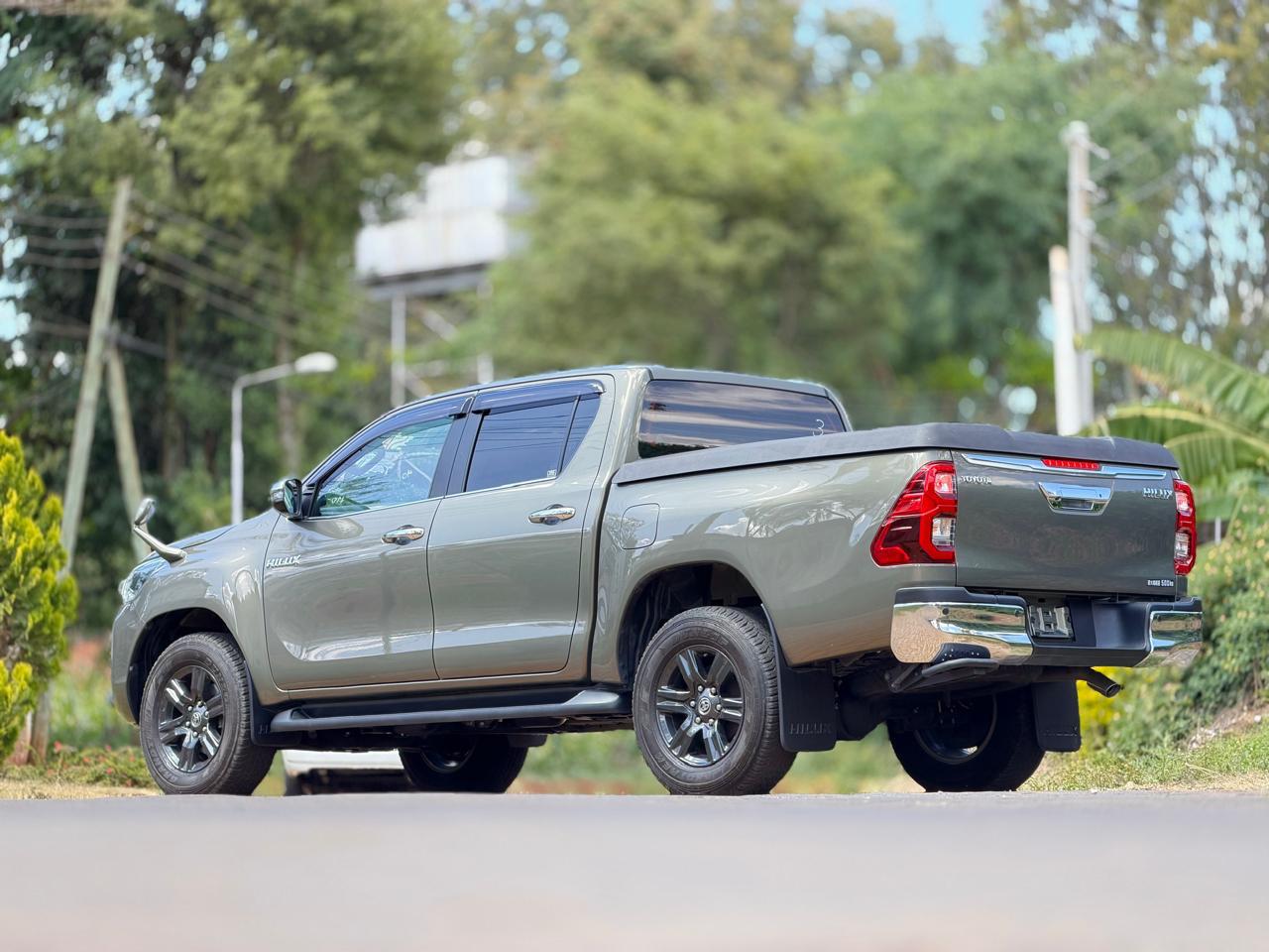 Toyota Hilux Double Cabin