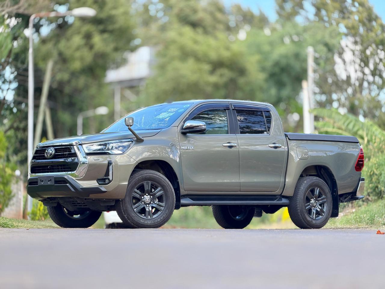 Toyota Hilux Double Cabin