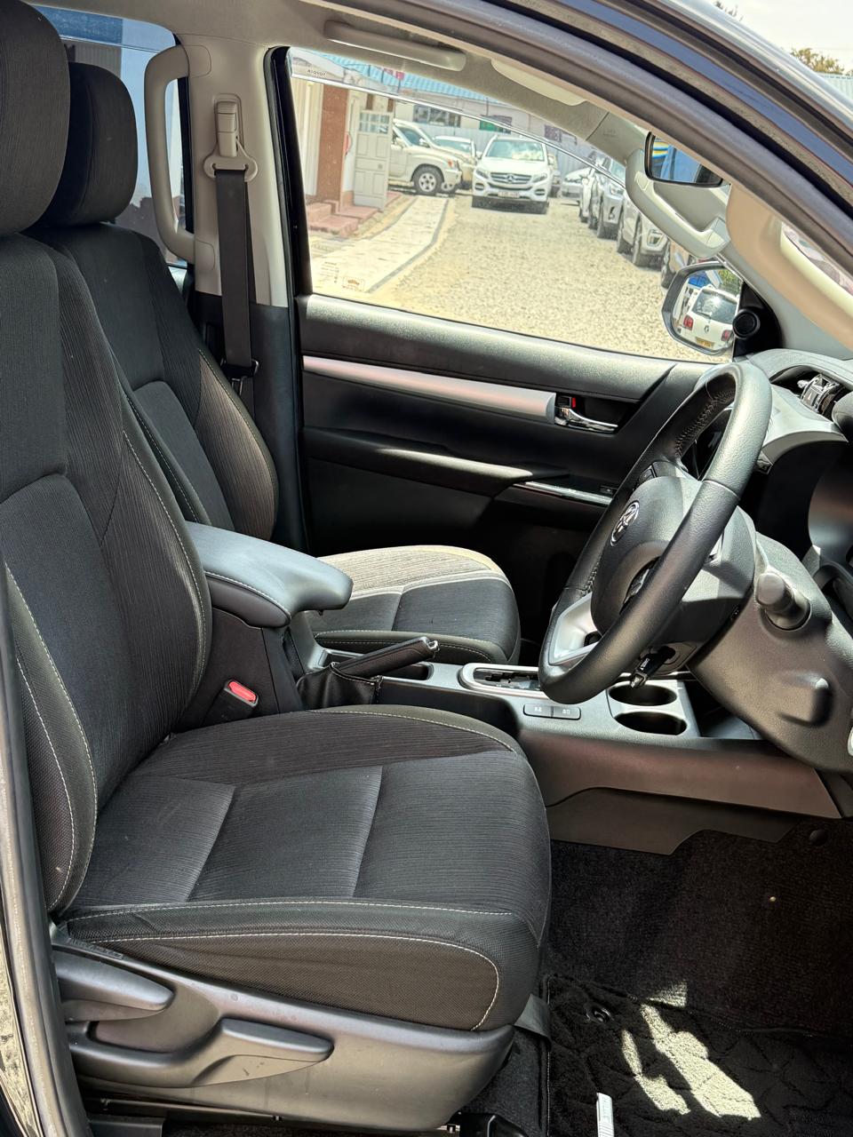 Toyota Hilux