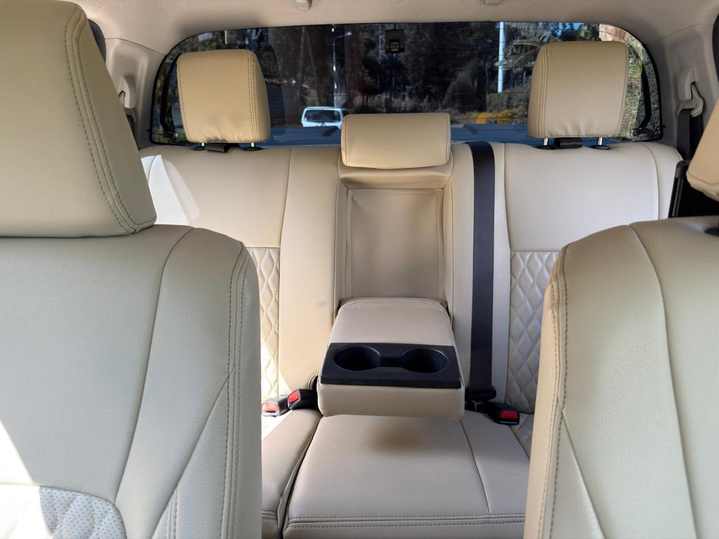 Toyota Hilux Double Cabin