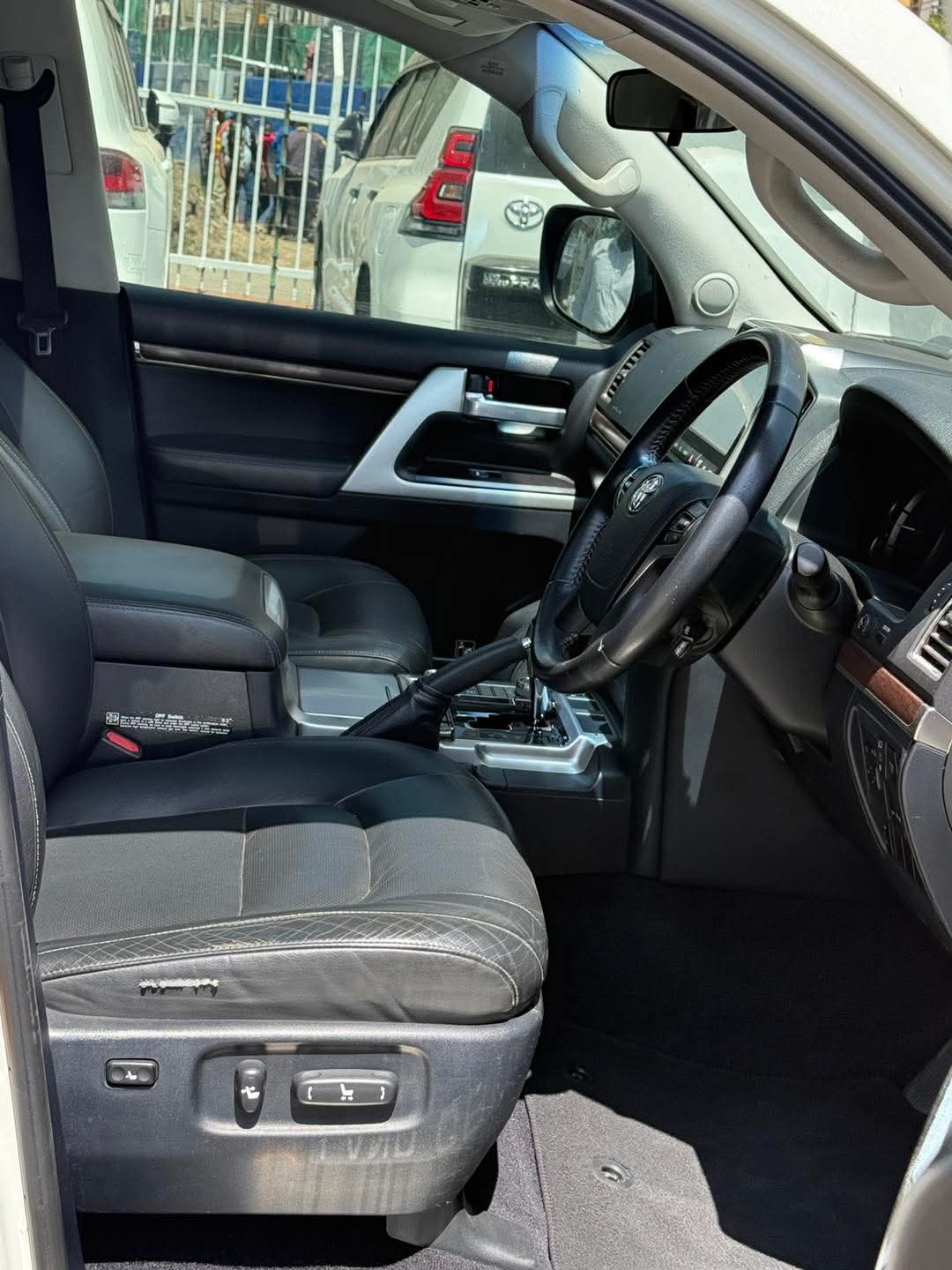 Toyota Landcruiser sahara