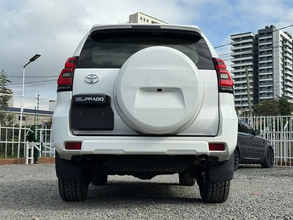 Toyota Land Cruiser Prado TX