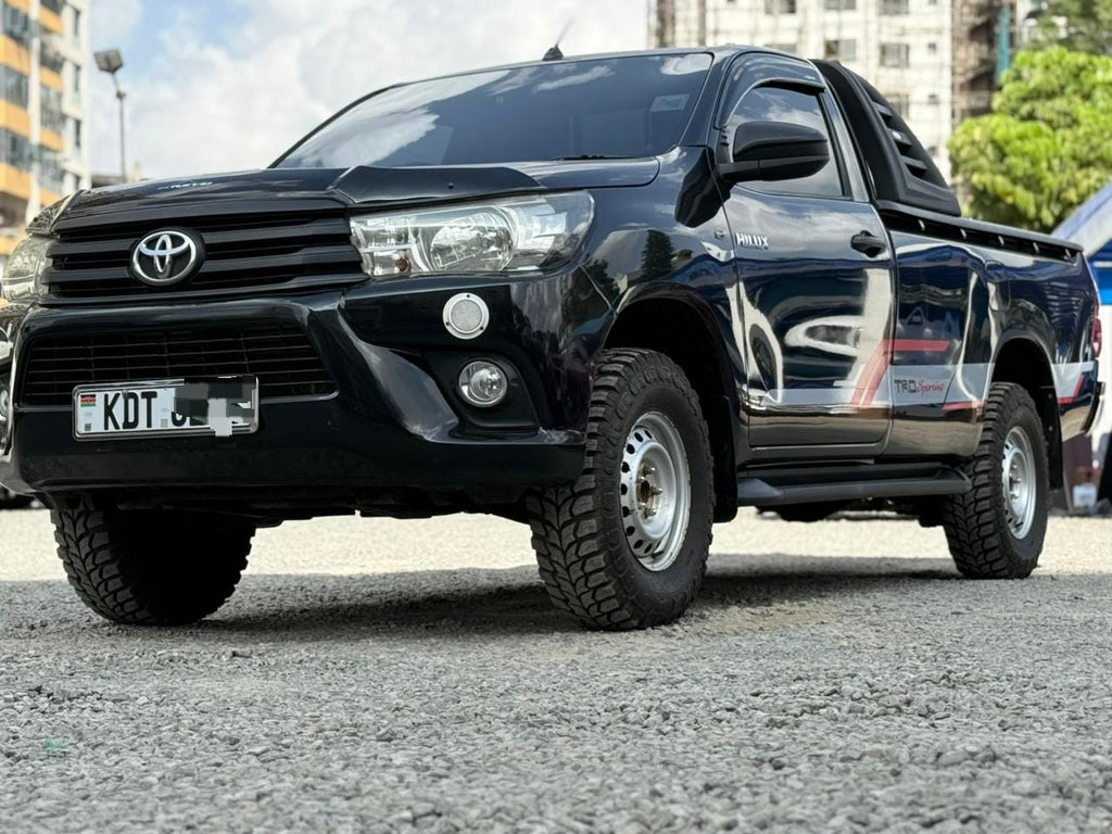 Toyota Hilux single cab